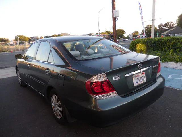 2006 Toyota Camry LE