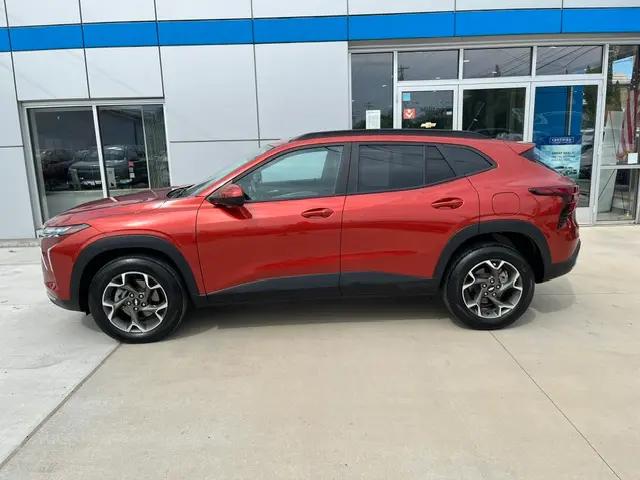 2024 Chevrolet Trax FWD LT
