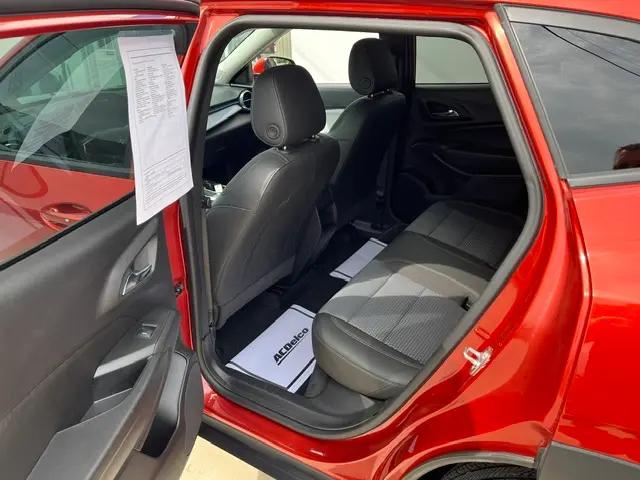 2024 Chevrolet Trax FWD LT