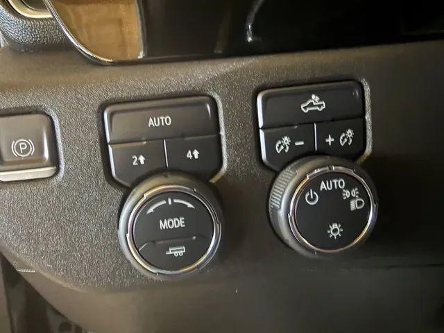 2023 Chevrolet Silverado 1500 4WD Crew Cab Standard Bed LT