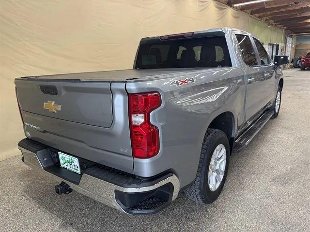 2023 Chevrolet Silverado 1500 4WD Crew Cab Standard Bed LT