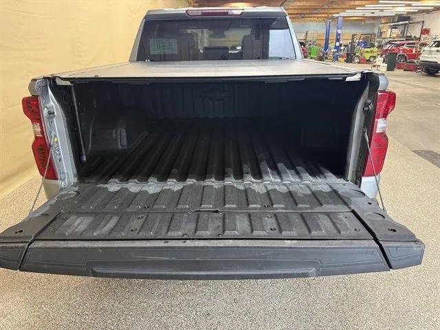 2023 Chevrolet Silverado 1500 4WD Crew Cab Standard Bed LT