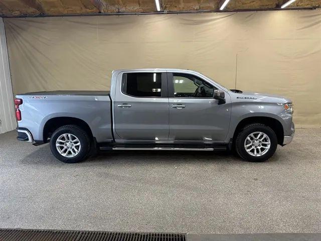 2023 Chevrolet Silverado 1500 4WD Crew Cab Standard Bed LT