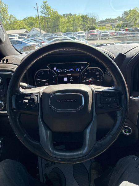 2020 GMC Sierra 2500HD 4WD Crew Cab Standard Bed Denali