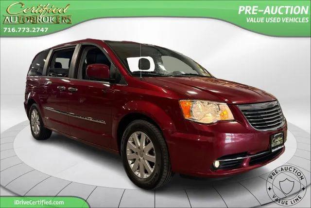 2015 Chrysler Town & Country Touring