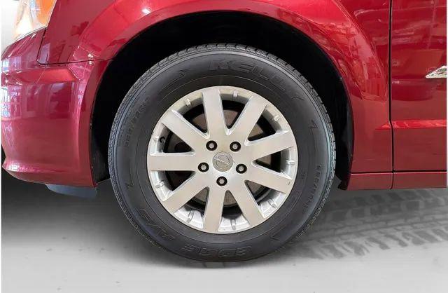 2015 Chrysler Town & Country Touring