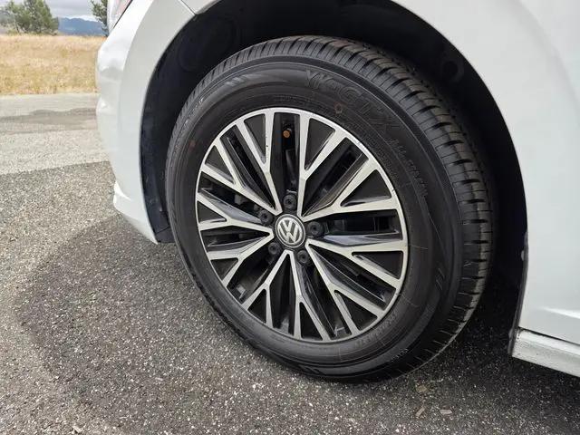 2020 Volkswagen Jetta SE