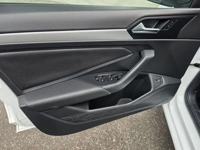 2020 Volkswagen Jetta SE