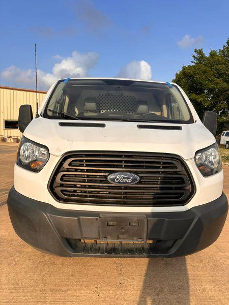 2019 Ford Transit w/60/40 Side Door w/RWB