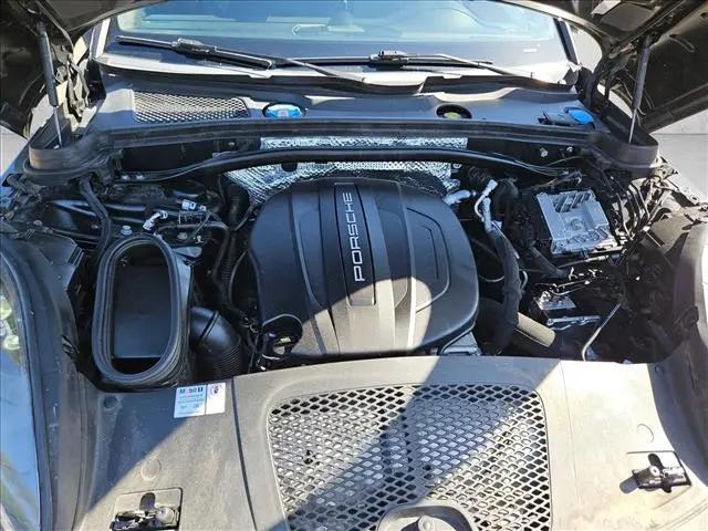 2019 Porsche Macan Macan