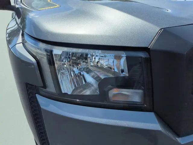 2022 Nissan Frontier Crew Cab S 4x2