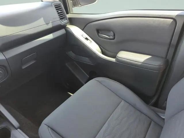2022 Nissan Frontier Crew Cab S 4x2