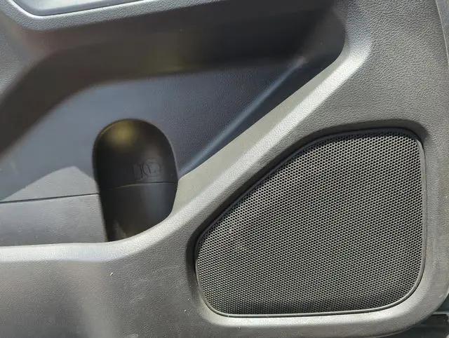 2022 Nissan Frontier Crew Cab S 4x2