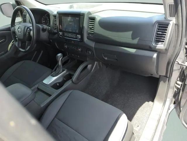2022 Nissan Frontier Crew Cab S 4x2
