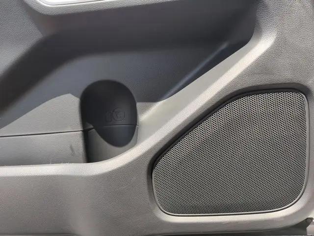 2026 Nissan Frontier Crew Cab SV 4x2