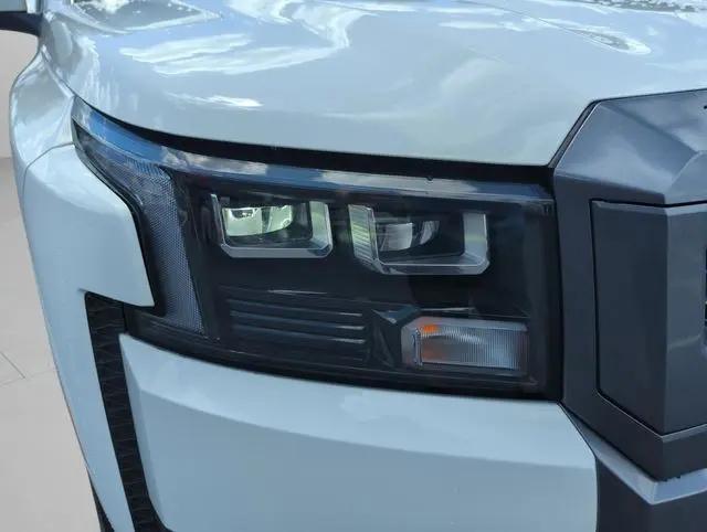 2026 Nissan Frontier Crew Cab SV 4x2