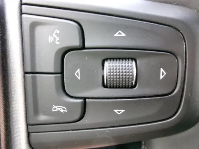 2025 GMC Sierra 1500 4WD Crew Cab Short Box SLT