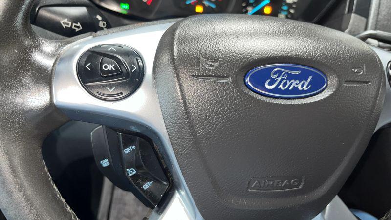 2017 Ford Transit Medium Roof w/Sliding Side Door w/RWB