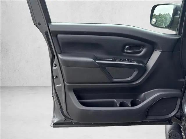 2017 Nissan Titan S