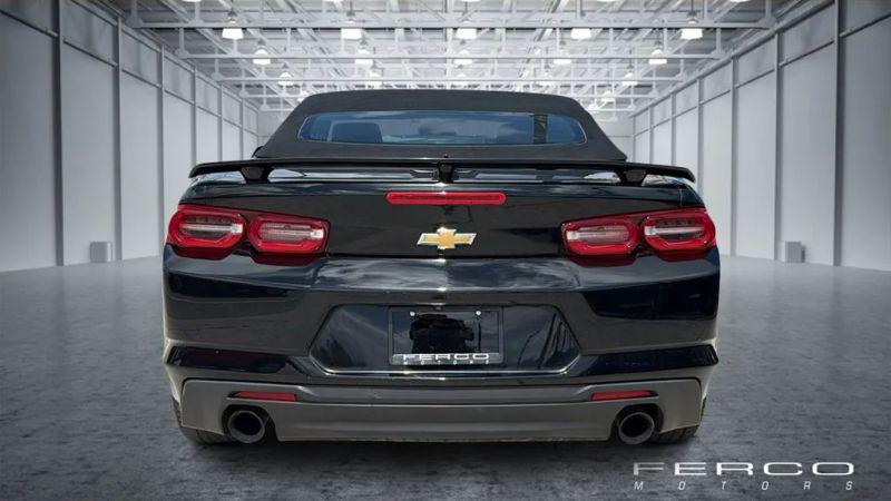 2020 Chevrolet Camaro RWD Convertible 1LT