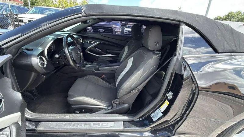 2020 Chevrolet Camaro RWD Convertible 1LT