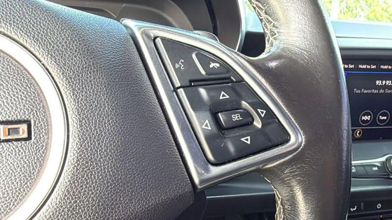 2020 Chevrolet Camaro RWD Convertible 1LT