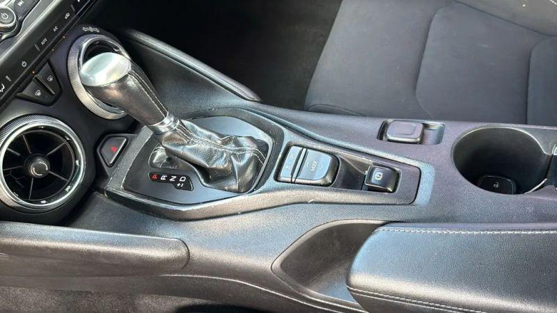 2020 Chevrolet Camaro RWD Convertible 1LT