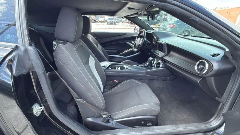 2020 Chevrolet Camaro RWD Convertible 1LT