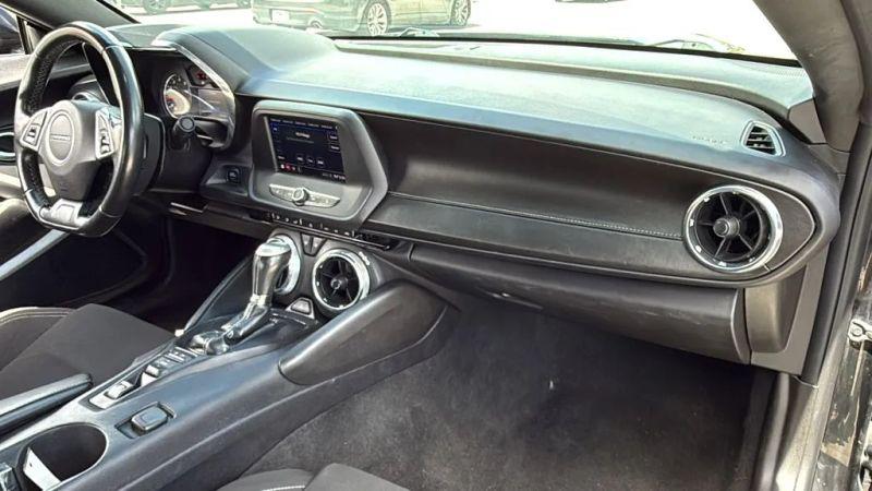 2020 Chevrolet Camaro RWD Convertible 1LT