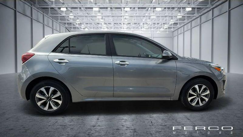 2022 Kia Rio 5 door S
