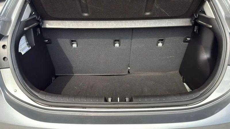 2022 Kia Rio 5 door S