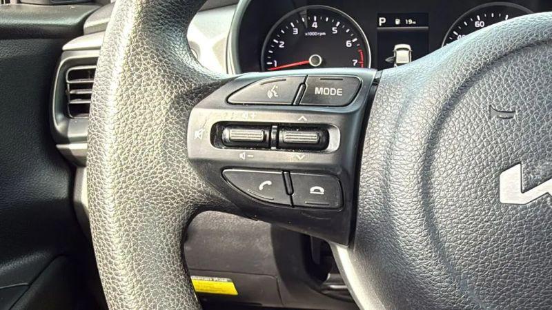 2022 Kia Rio 5 door S