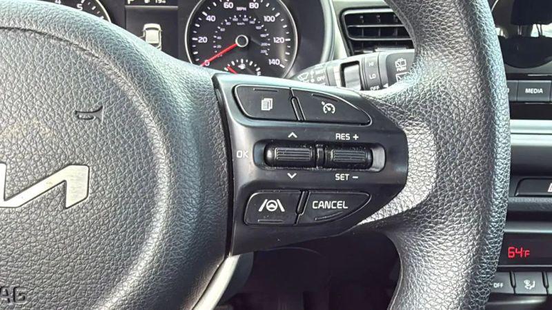 2022 Kia Rio 5 door S