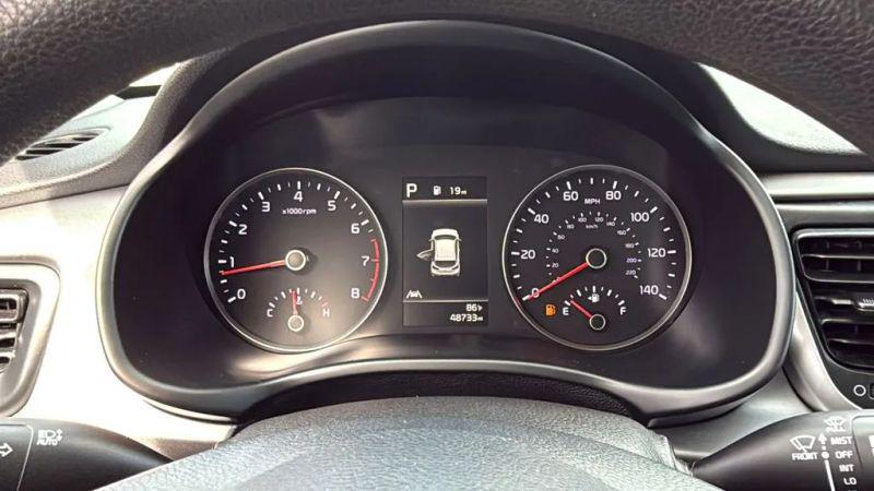 2022 Kia Rio 5 door S
