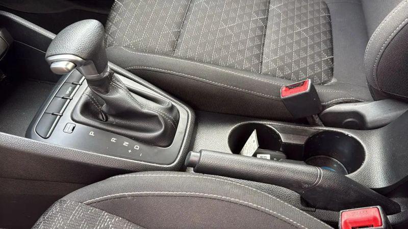 2022 Kia Rio 5 door S