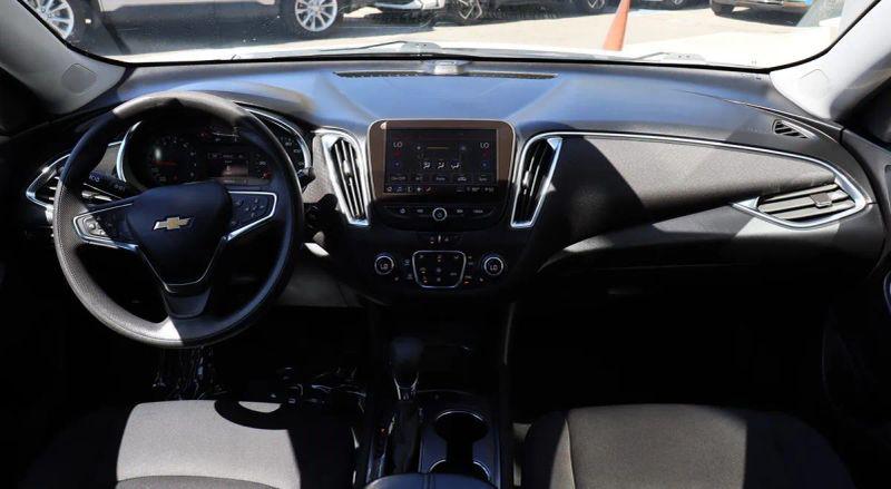 2021 Chevrolet Malibu FWD LT