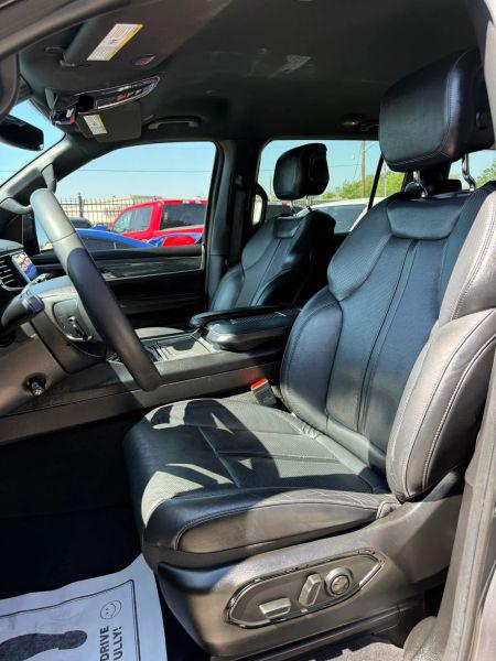 2022 Jeep Wagoneer Series III 4x2