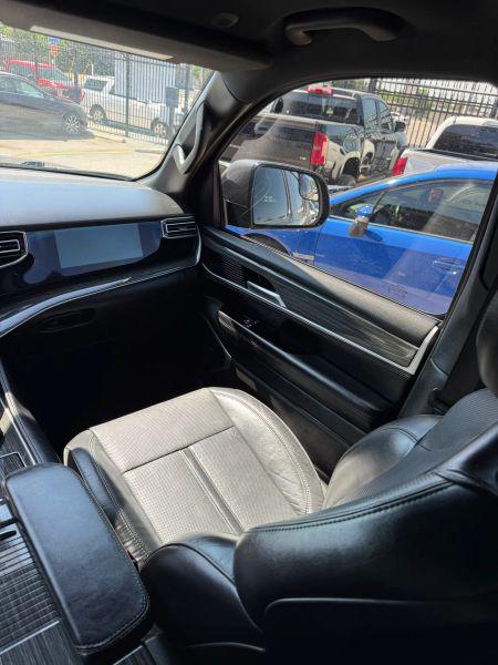 2022 Jeep Wagoneer Series III 4x2