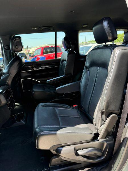 2022 Jeep Wagoneer Series III 4x2