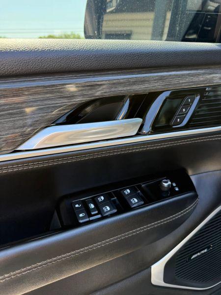 2022 Jeep Wagoneer Series III 4x2