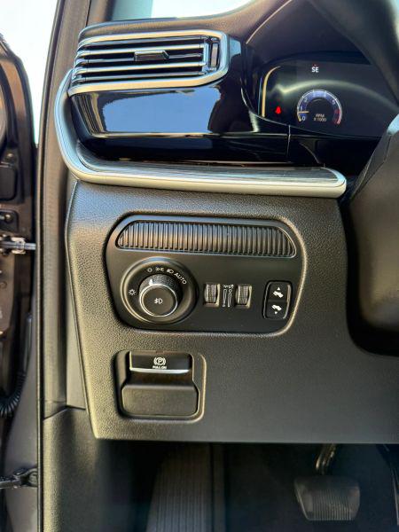2022 Jeep Wagoneer Series III 4x2