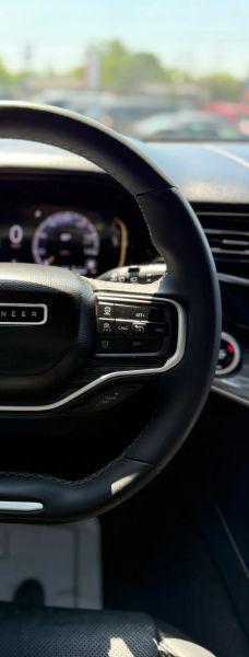 2022 Jeep Wagoneer Series III 4x2