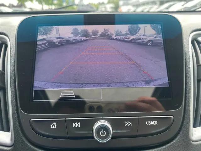 2022 Chevrolet Malibu FWD LT