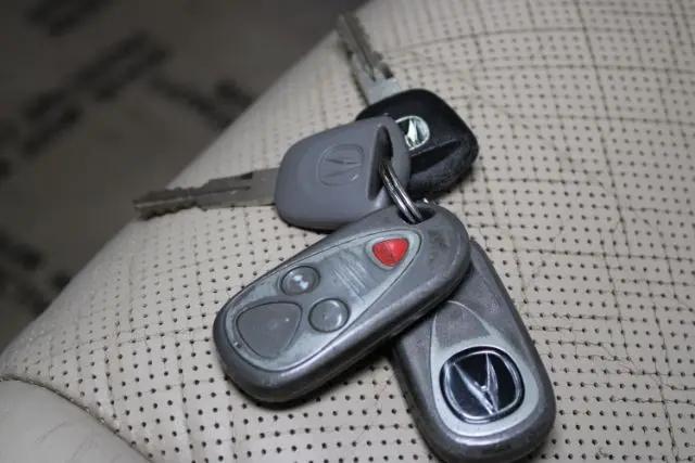 2004 Acura TL Base