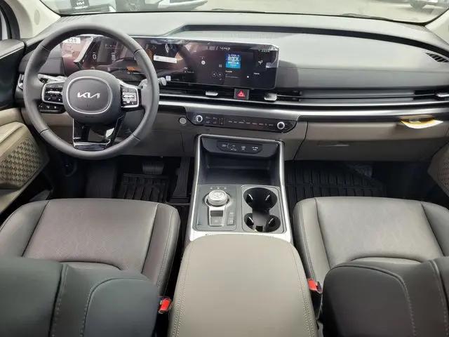 2026 Kia Carnival MPV LXS