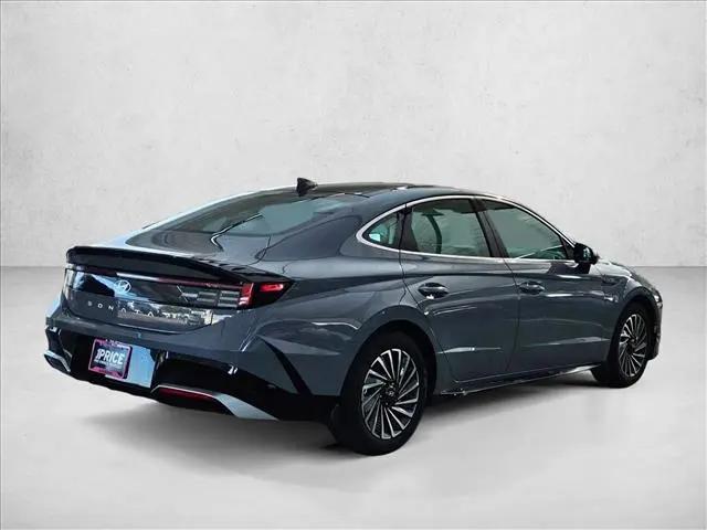 2026 Hyundai Sonata Hybrid Limited