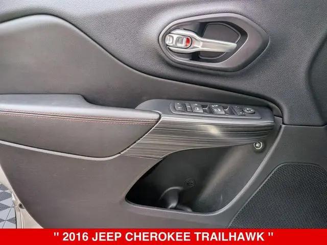 2016 Jeep Cherokee Trailhawk
