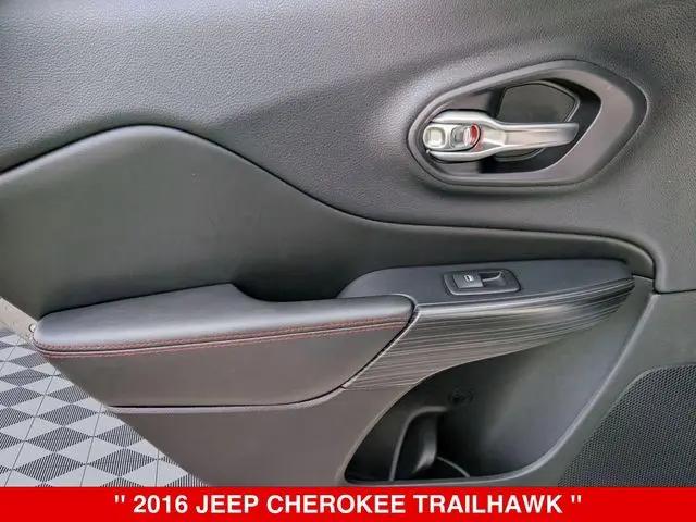 2016 Jeep Cherokee Trailhawk