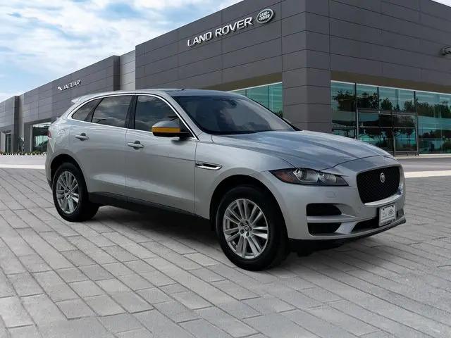 2017 Jaguar F-PACE 35t Prestige