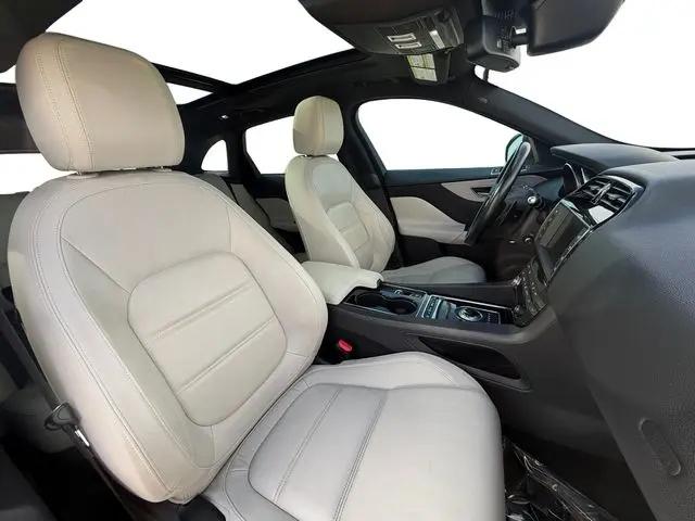 2017 Jaguar F-PACE 35t Prestige